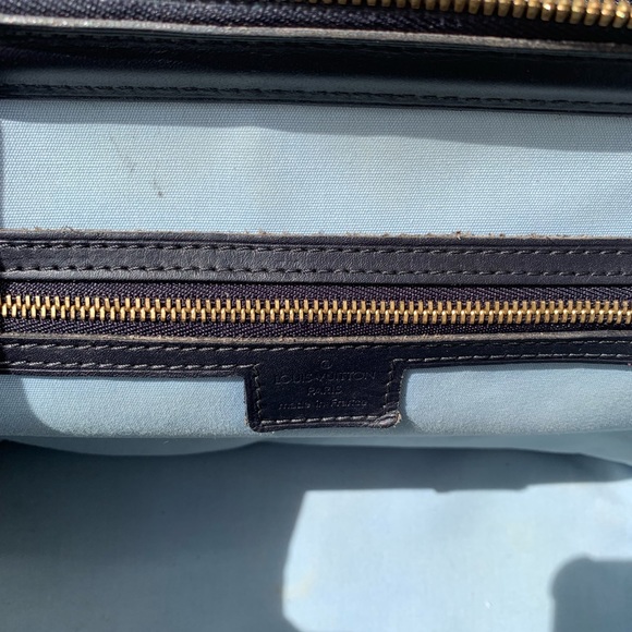 Louis Vuitton Monogram Lin Josephine PM Canvas. - Picture 7 of 9